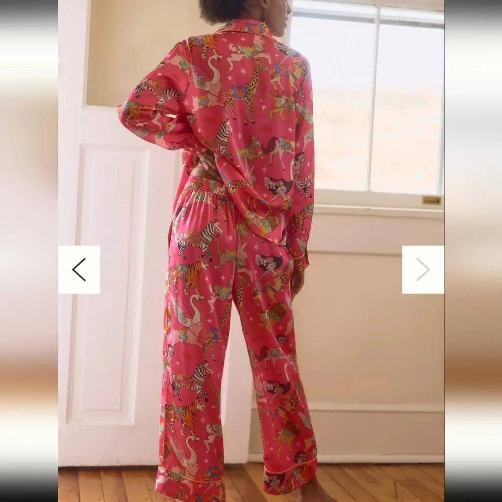 NEW Karen Mabon Long-Sleeve Carousel Pajama Set - Picture 4 of 10